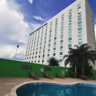 Фотографии гостиницы 
            Holiday Inn Express & Suites Monterrey Aeropuerto, an IHG Hotel