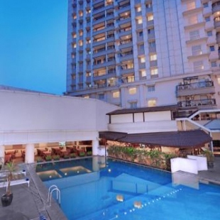 Фотография гостиницы Grand Dafam Braga Bandung