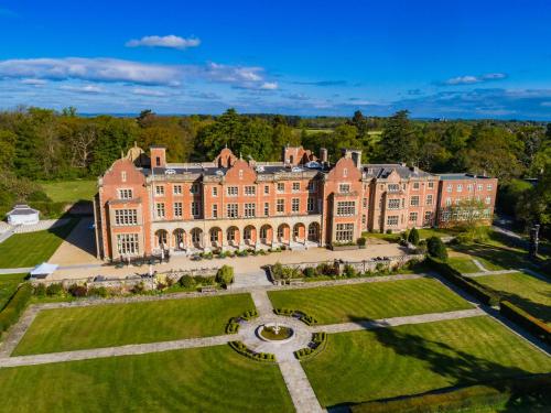 Фотография гостиницы Easthampstead Park