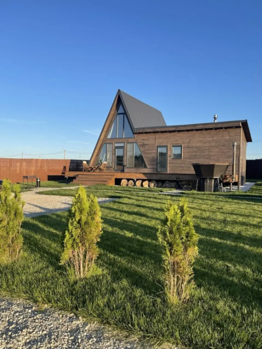 Фотографии Коттеджа 
            Частный дом 1 Комплекс загородного отдыха The Chan