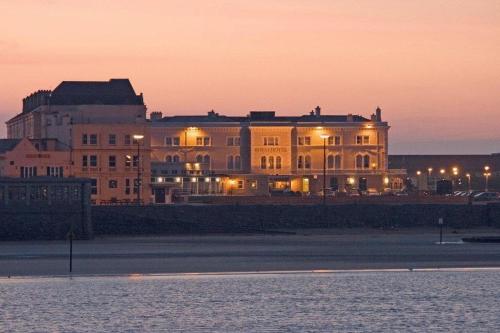 Фотография гостиницы The Royal Hotel