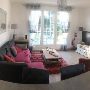 Фотографии гостевого дома
Bienvenue à Sainte Cécile Plage