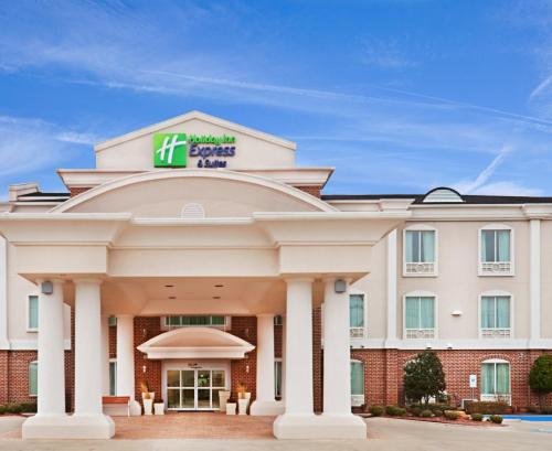 Фотография гостиницы Holiday Inn Express Hotel & Suites Waxahachie, an IHG Hotel