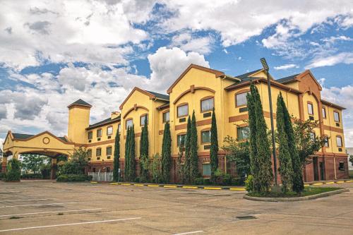 Фотографии гостиницы
Best Western Plus Sam Houston Inn & Suites