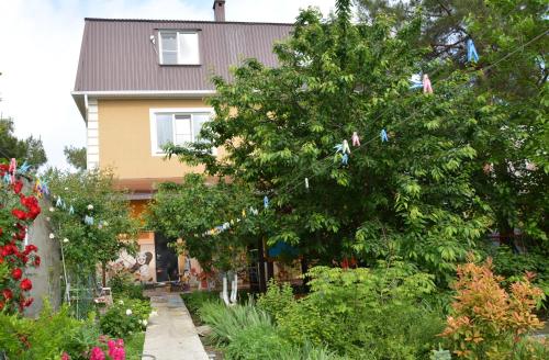 Фотография гостевого дома Евгения на Ейской