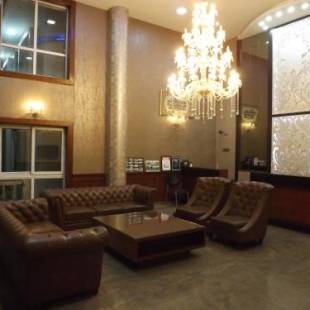 Фотографии гостиницы
The Majestic Crown