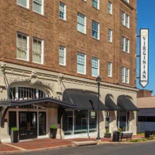 Фотографии гостиницы 
            The Virginian Lynchburg, Curio Collection By Hilton