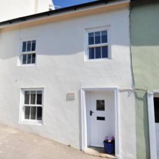 Фотографии гостевого дома
Charm Cottage