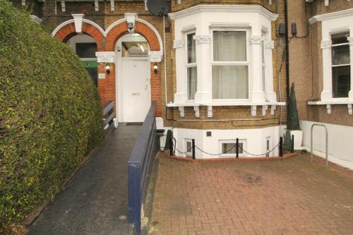 Фотография гостиницы London Olympus Hotel Nirvana