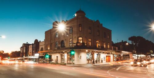 Фотографии мини отеля
Crown Hotel Surry Hills