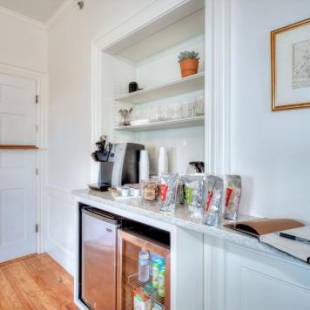 Фотографии мини отеля 
            The Water Street Inn