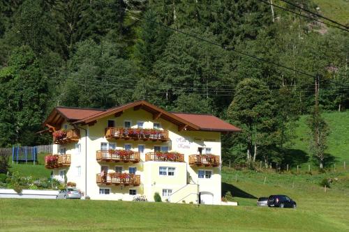 Фотография гостевого дома 4 Mountains Apartments