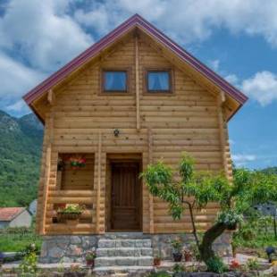 Фотографии гостевого дома
Wood House