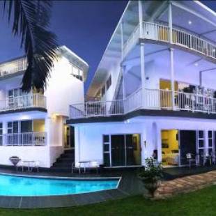 Фотографии гостиницы 
            Beside Still Waters Boutique Hotel