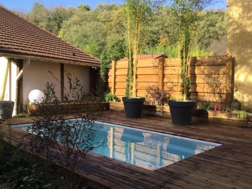 Фотографии апарт отеля
SAONE SEJOUR Courte Durée