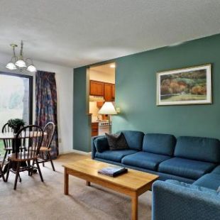 Фотография гостиницы Cedarbrook Queen Suite 106