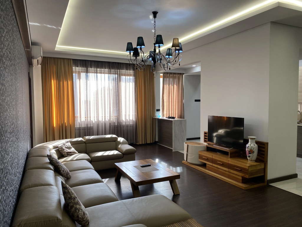 Фотография квартиры Квартира 4-комн. на Северном проспекте, TT666