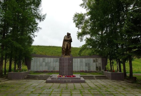 Фотография достопримечательности Мемориал Павшим в годы ВОВ