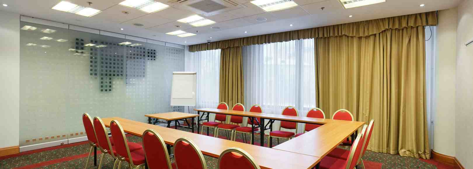 Фотография конференц-зала Алдан
