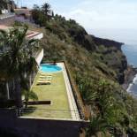 Фотография гостевого дома An uninterrupted 180º overlooking the Atlantic Ocean.