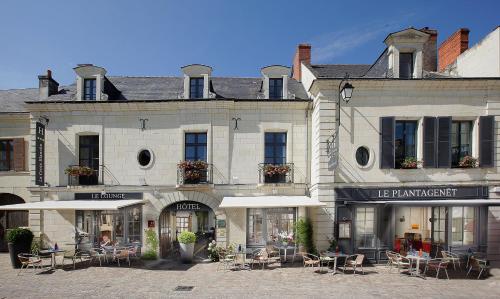 Фотография гостиницы Logis Hotel La Croix Blanche Fontevraud