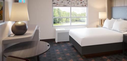 Фотография гостиницы Holiday Inn Hotel & Suites Sioux Falls - Airport, an IHG Hotel