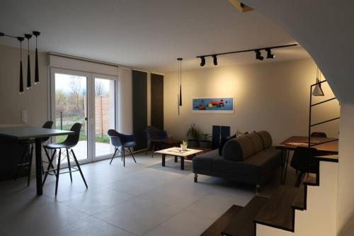 Фотография гостевого дома Sur la Route Des Vins - Maison Design - Colmar