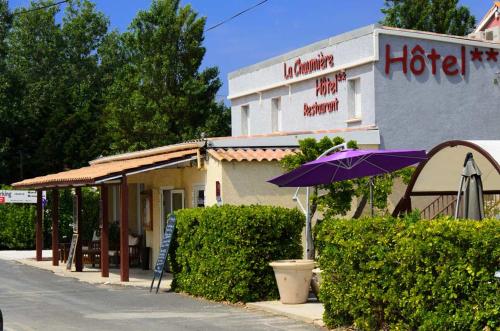 Фотография гостиницы LOGIS Hôtel La Chaumière