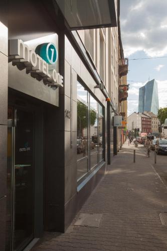 Фотография гостиницы Motel One Frankfurt-Eastside