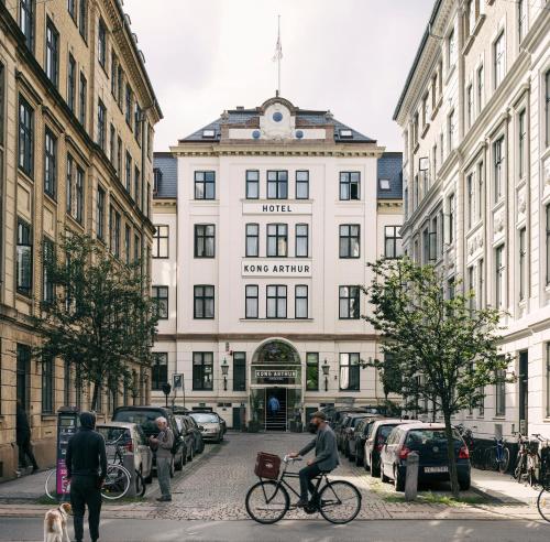 Фотографии гостиницы 
            Hotel Kong Arthur