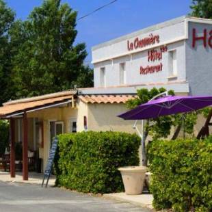 Фотографии гостиницы 
            LOGIS Hôtel La Chaumière