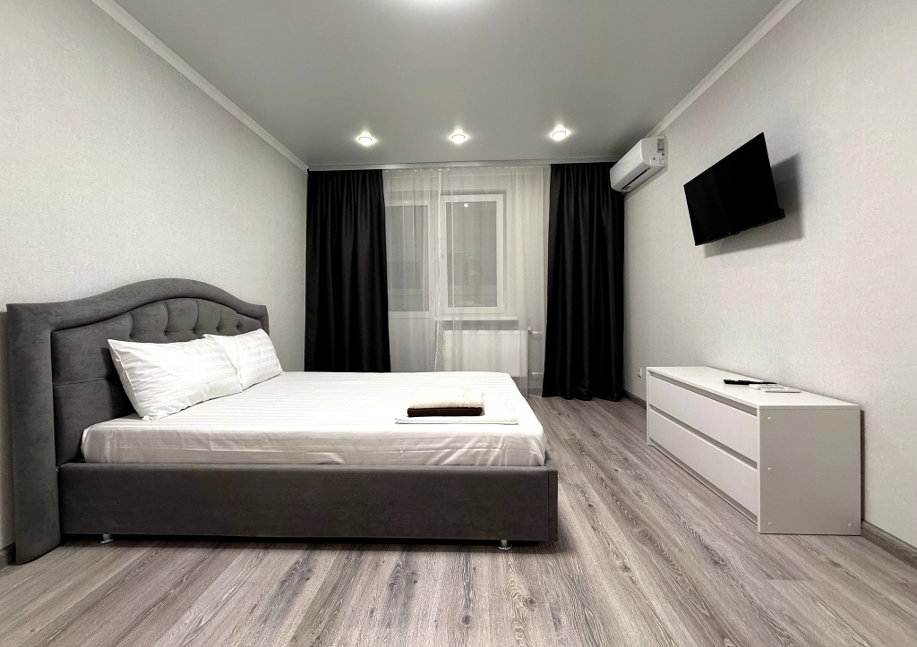 Фотография квартиры Квартира ОренРент Однокомнатная на Саморядова