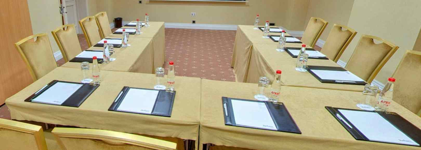 Фотография комнаты для переговоров Весна