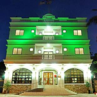 Фотографии гостиницы 
            El Haciendero Private Hotel