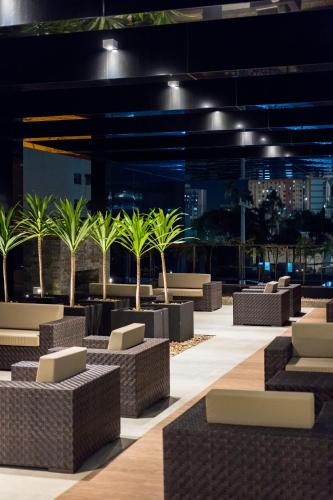 Фотография гостиницы NH Curitiba The Five