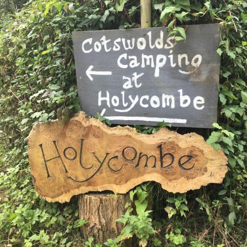 Фотография базы отдыха Cotswolds Camping at Holycombe