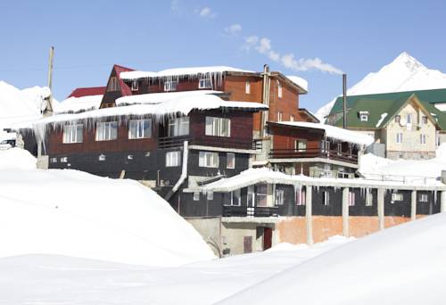 Фотография гостиницы Gudauri Hut Hotel