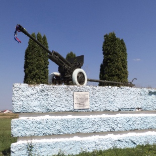 Фотография памятника Памятник Воинам 65 армии и 2 танковой армии, освобождавшим Севск в 1943 г.