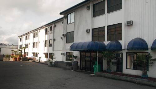 Фотография гостиницы Island Travel Inn