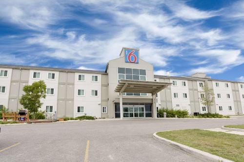 Фотография гостиницы Motel 6-Brandon, MB