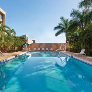 Фотографии гостиницы
Days Inn by Wyndham Miami International Airport