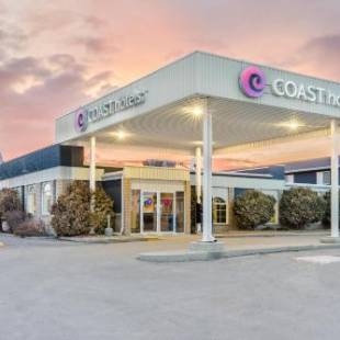 Фотографии гостиницы
Coast Swift Current Hotel