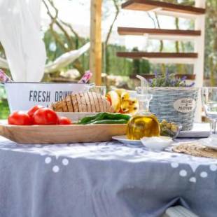 Фотографии гостевого дома
Can Marc