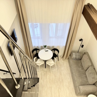 Фотография квартиры Апартаменты Сутки-Дом - Лестница 3