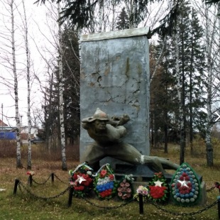 Фотография памятника Памятник Погибшим красноармейцам