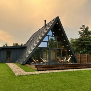 Фотография Коттеджа Частный Дом A-frame Дом Ели Тут