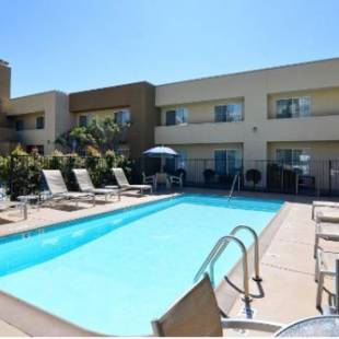 Фотографии гостиницы
Holiday Inn Express Hotel & Suites San Diego Airport - Old Town, an IHG Hotel