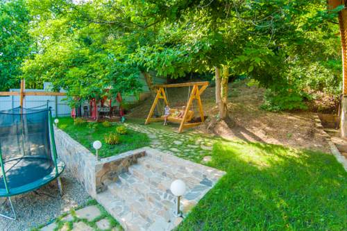 Фотографии гостиницы
Рябиновые Бусы