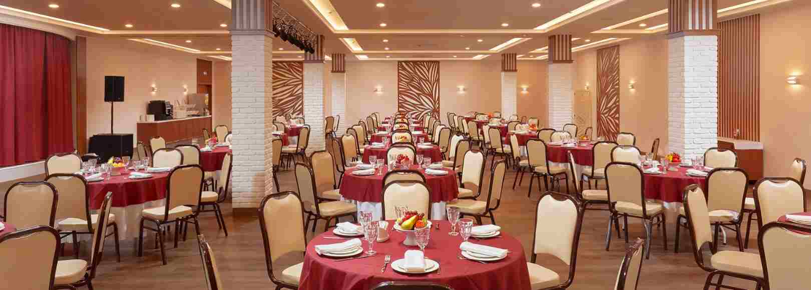 Фотография банкетного зала Бал-рум