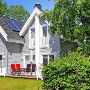 Фотография гостевого дома Semi-detached house Rügentraum Glowe - DOS07186-L